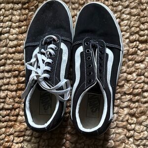Vans Platform Black and White Sneakers size 8.5